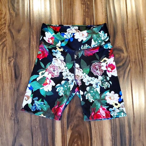 NIKE DRI FIT ONE ICON CLASH FLORAL 7" BIKE TIGHT TRAINING SHORTS Size Small - Picture 3 of 13